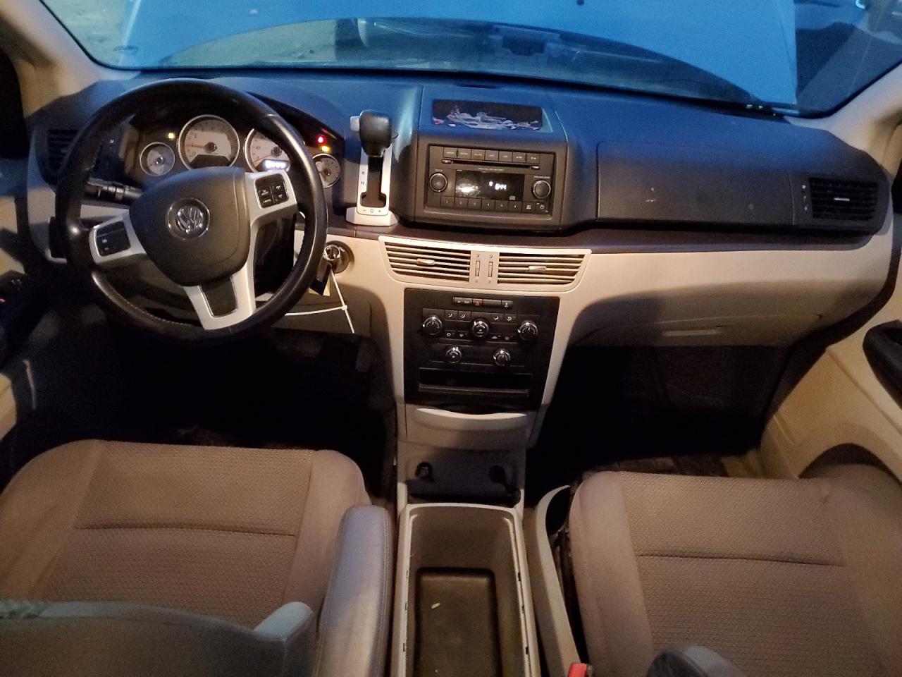 2014 Volkswagen Routan S White vin: 2C4RVAAG8ER144693