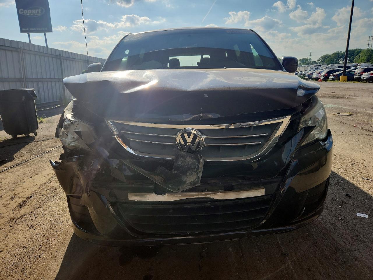 2012 Volkswagen Routan Se Black vin: 2C4RVABG0CR127737
