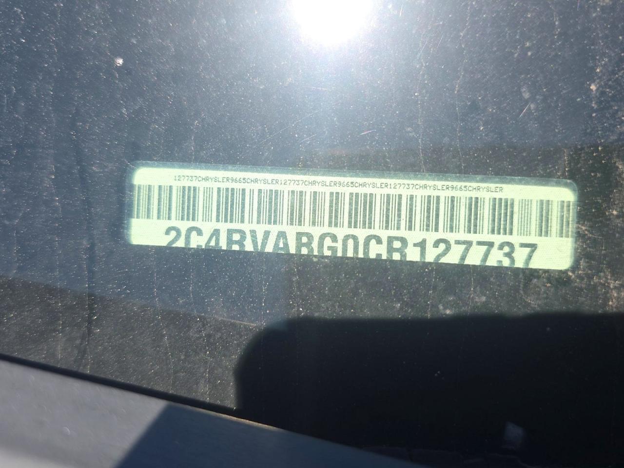 2012 Volkswagen Routan Se Black vin: 2C4RVABG0CR127737
