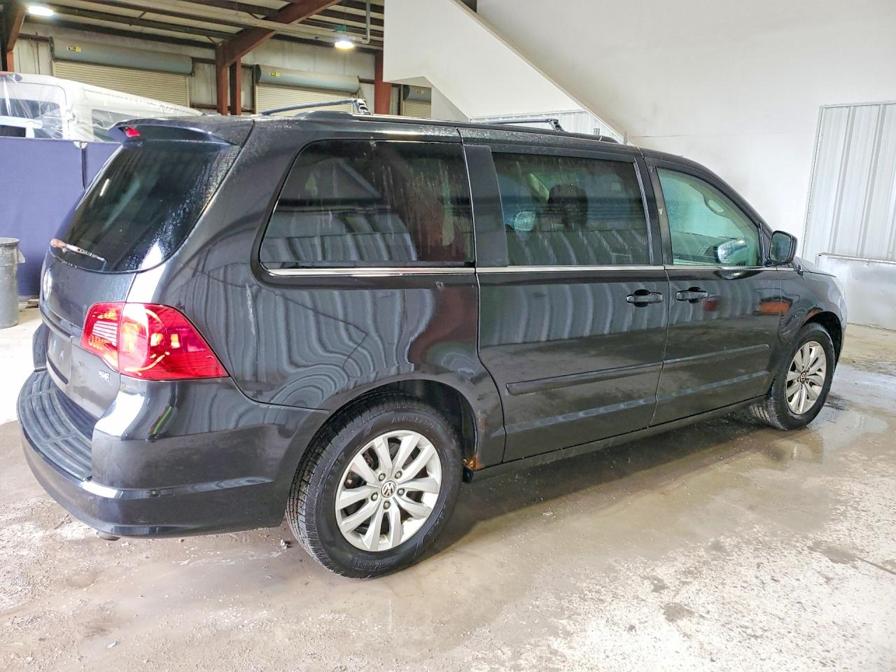 2013 Volkswagen Routan Se Black vin: 2C4RVABG1DR725532