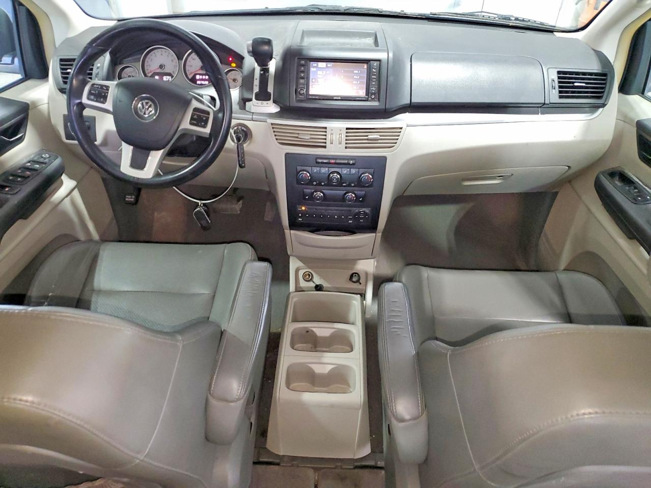 2013 Volkswagen Routan Se Black vin: 2C4RVABG1DR725532