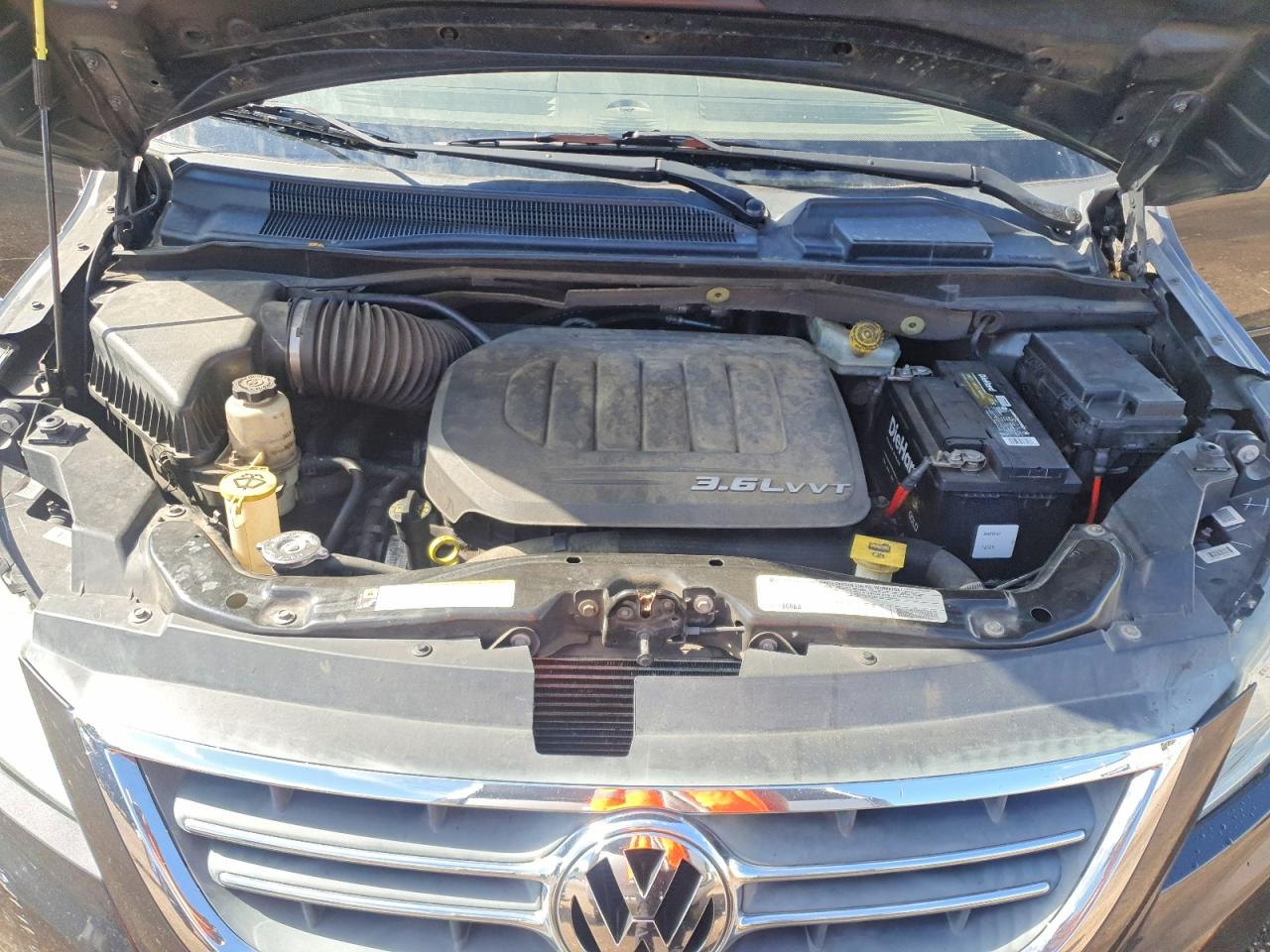 2012 Volkswagen Routan Se Black vin: 2C4RVABG2CR276327