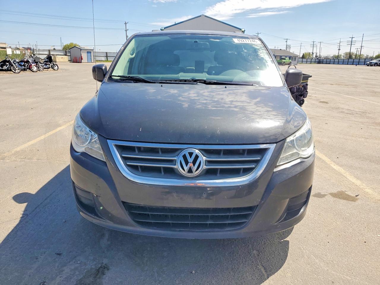 2012 Volkswagen Routan Угольный vin: 2C4RVABG2CR294133