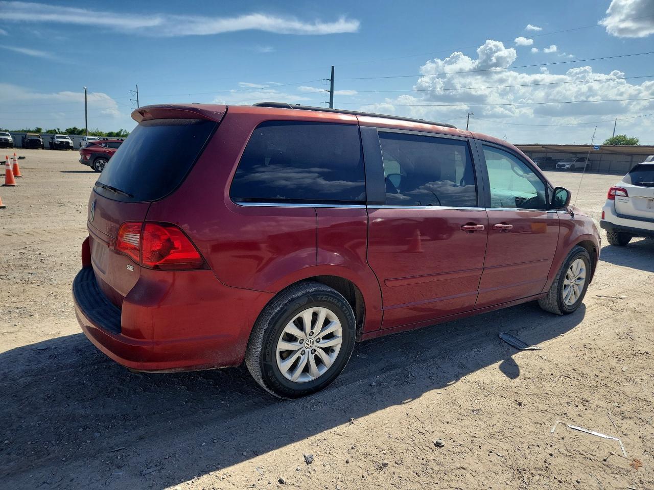 2012 Volkswagen Routan Se Burgundy vin: 2C4RVABG3CR193974