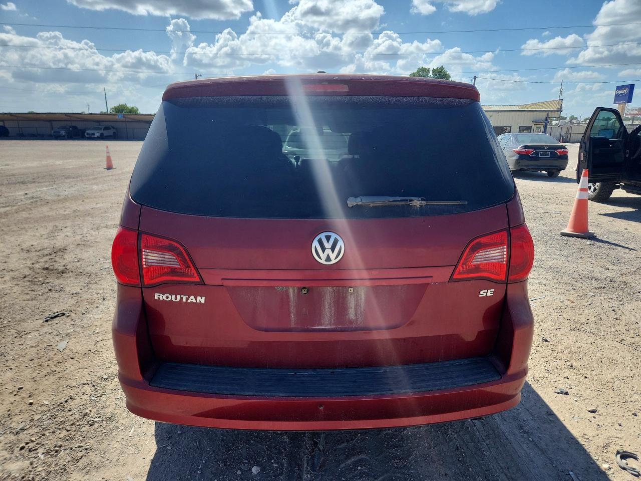 2012 Volkswagen Routan Se Burgundy vin: 2C4RVABG3CR193974