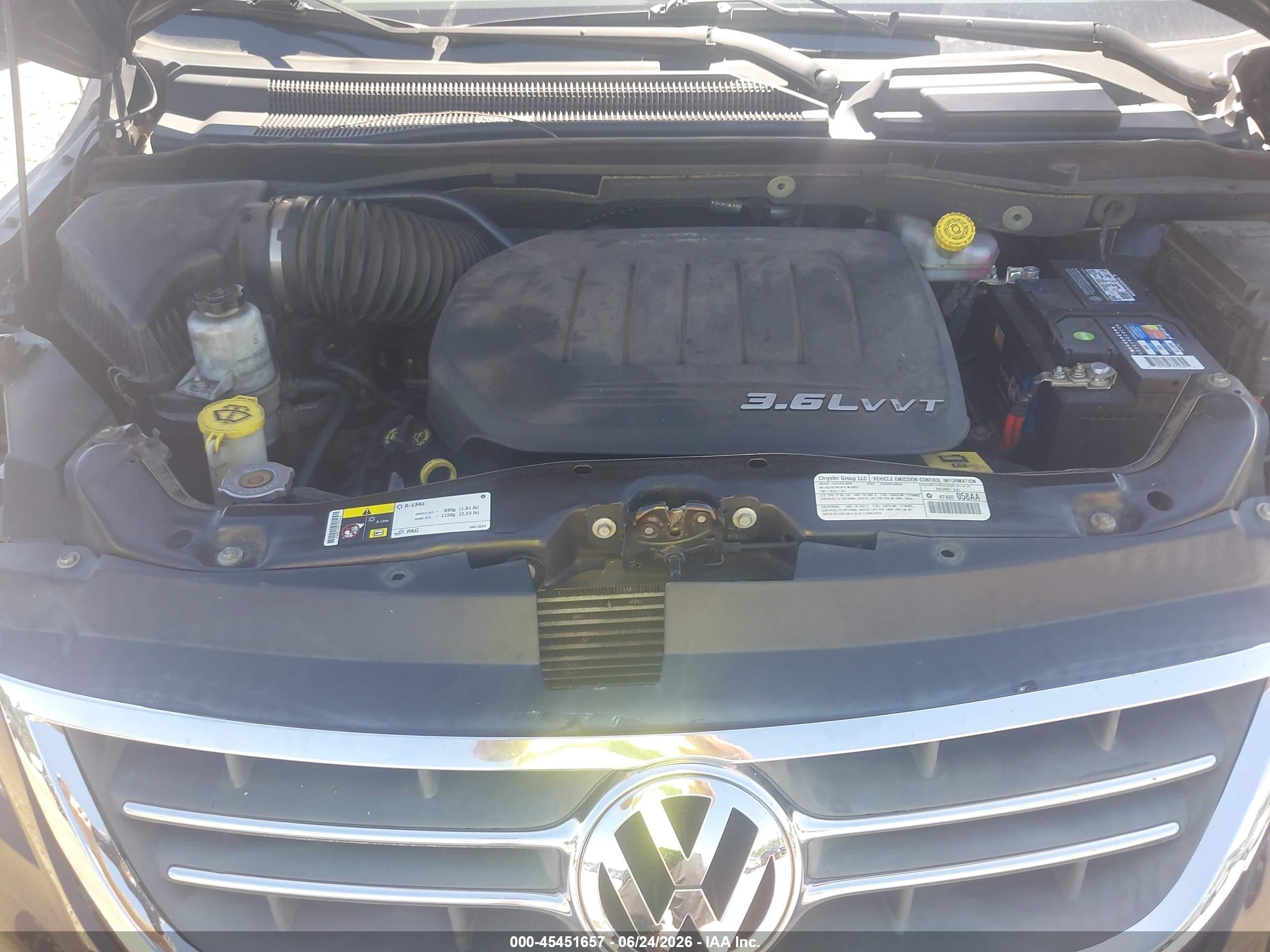 2014 Volkswagen Routan Se Dark Blue vin: 2C4RVABG3ER134460