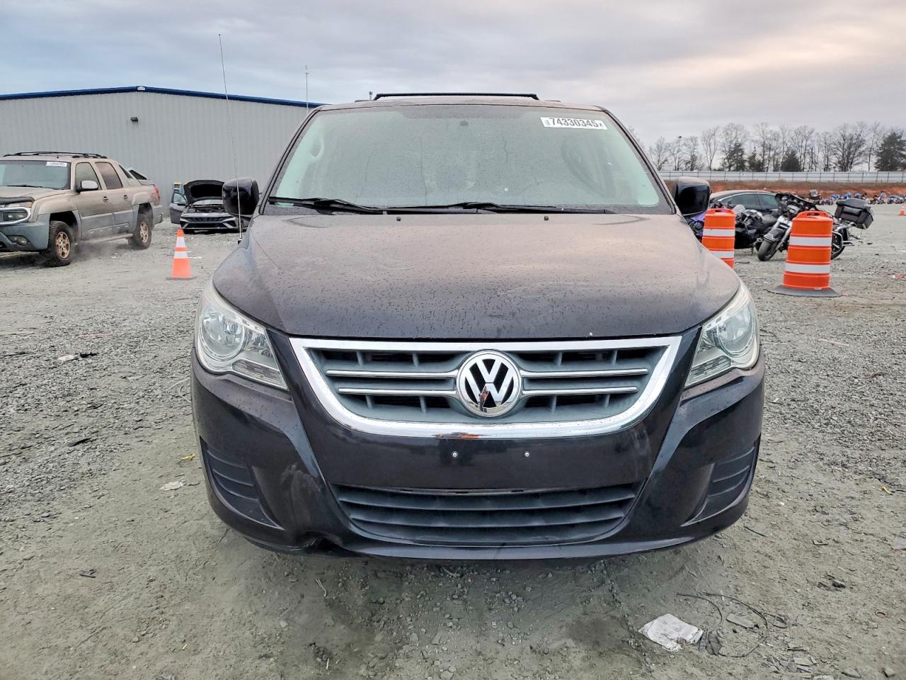 2014 Volkswagen Routan Se Black vin: 2C4RVABG3ER135091