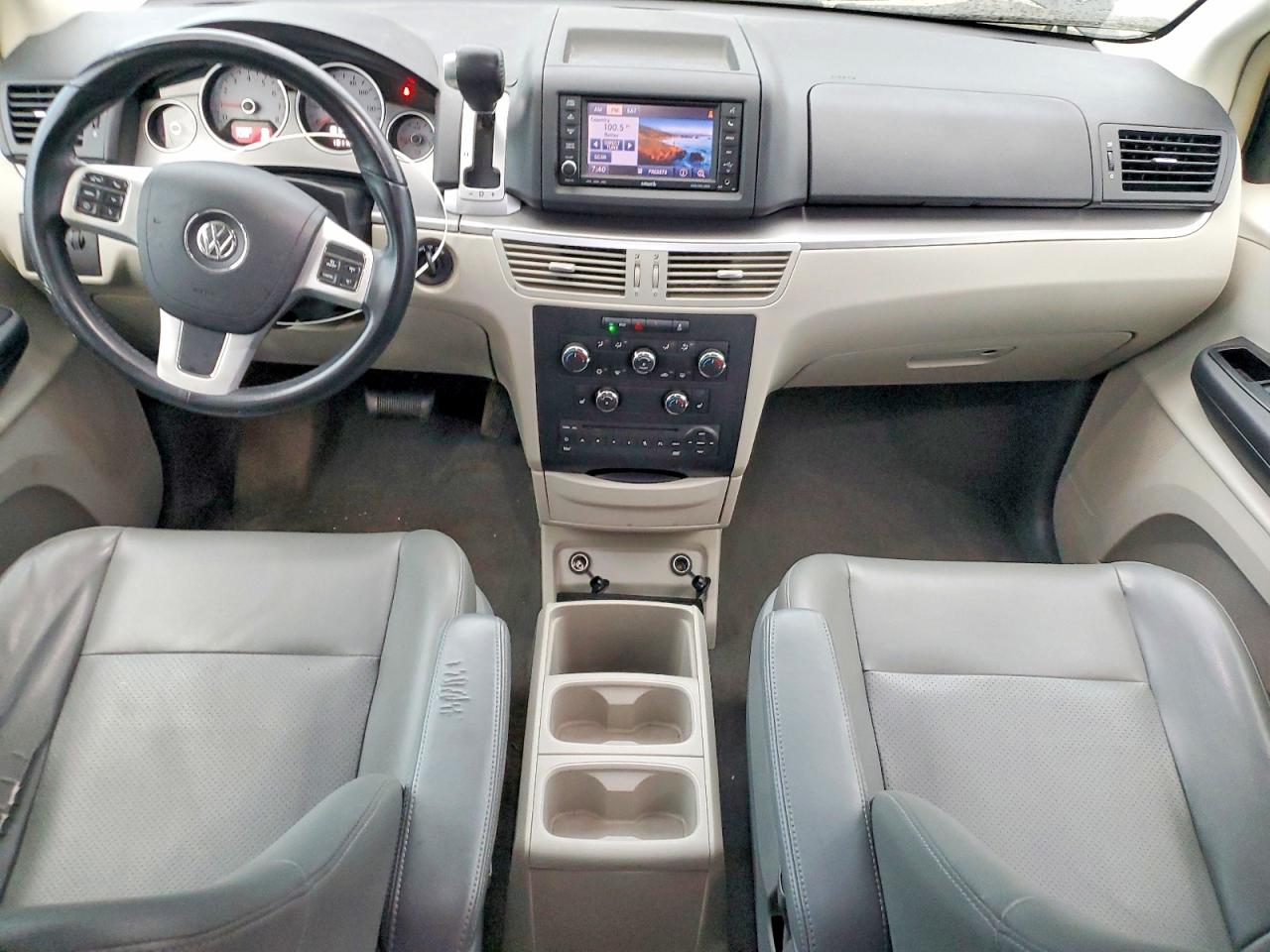 2014 Volkswagen Routan Se Black vin: 2C4RVABG3ER135091