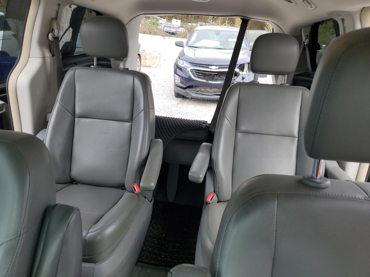 2014 Volkswagen Routan Se Black vin: 2C4RVABG3ER135351