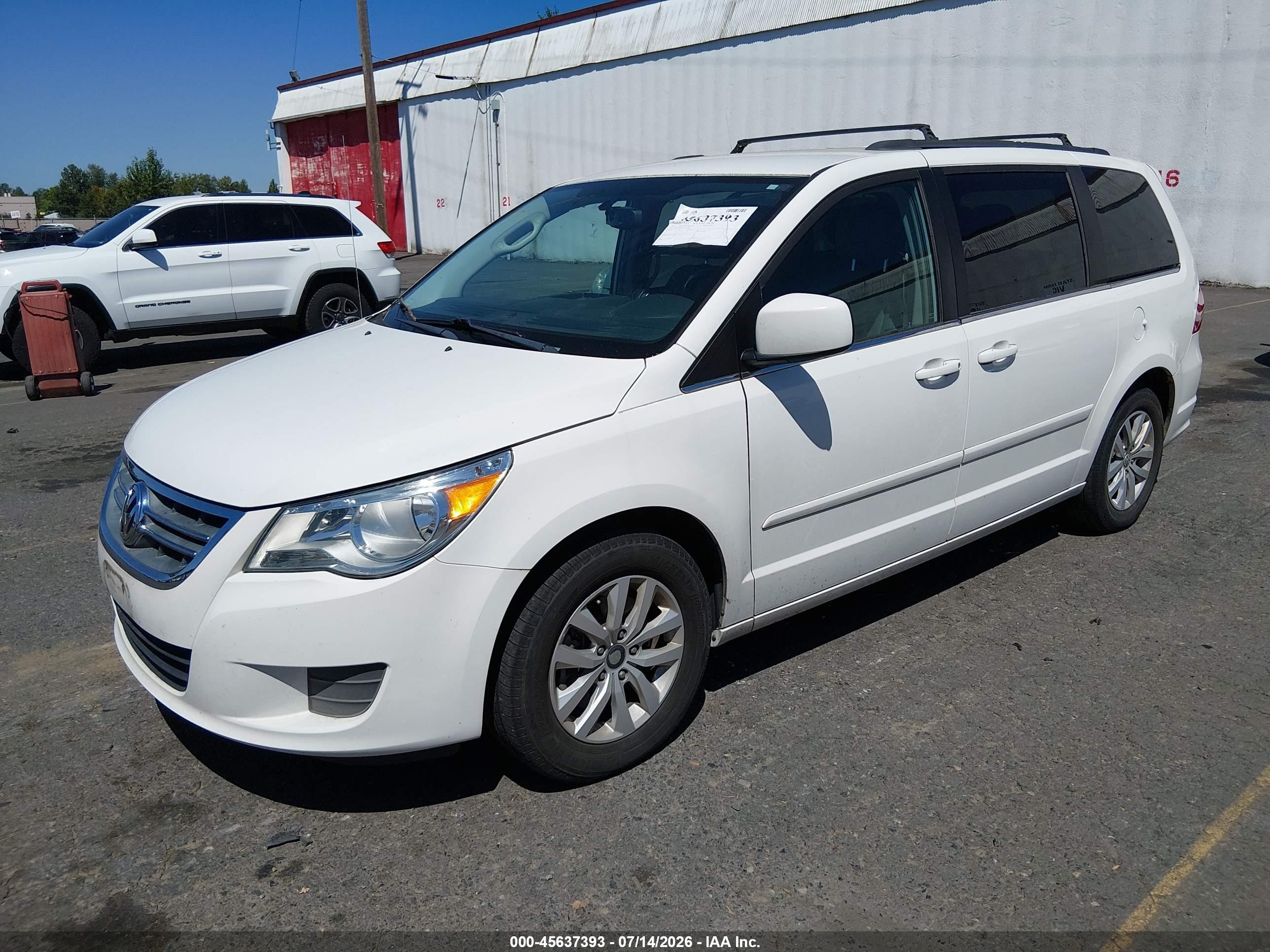 2012 Volkswagen Routan Se White vin: 2C4RVABG4CR136294