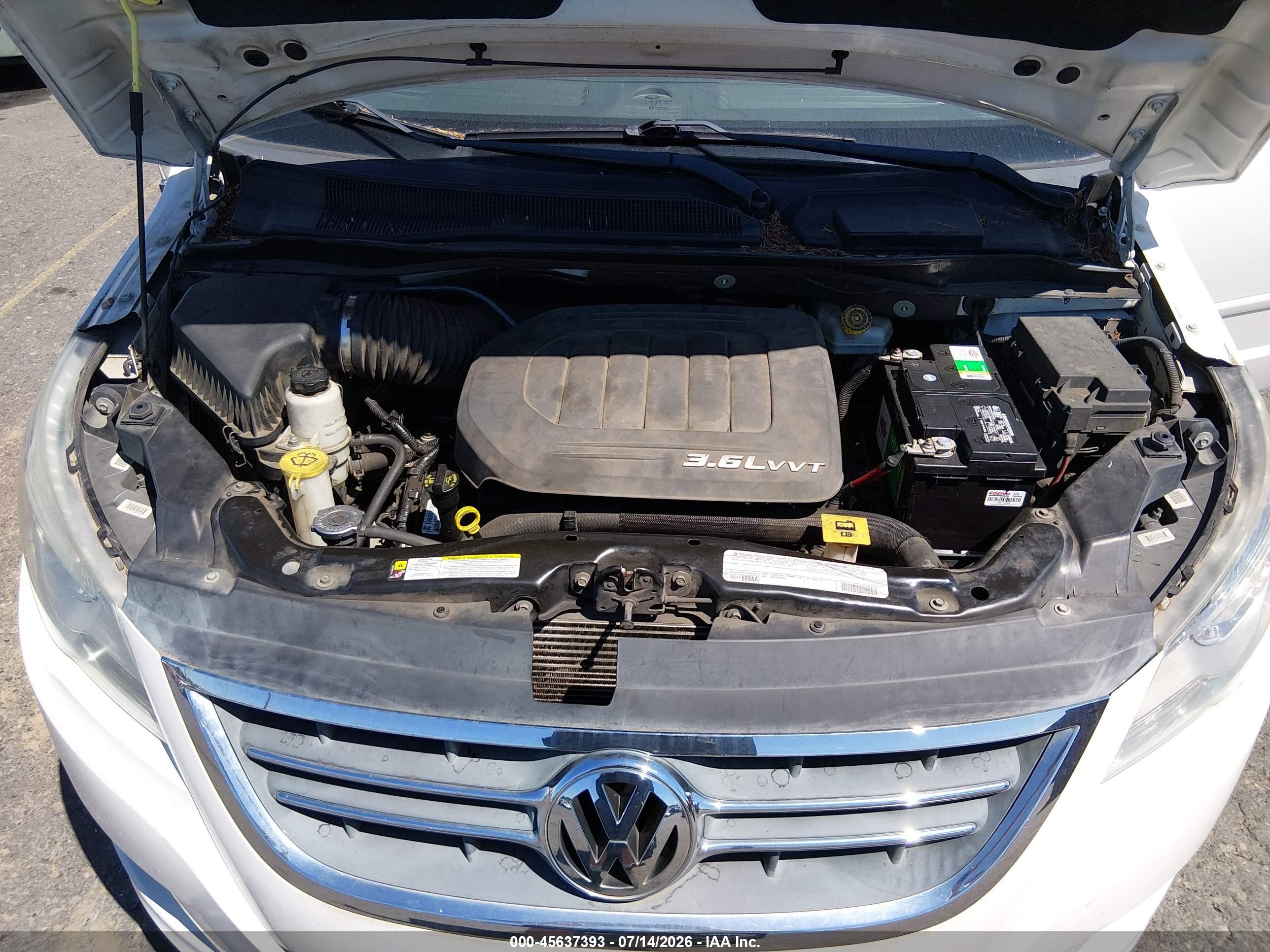 2012 Volkswagen Routan Se White vin: 2C4RVABG4CR136294