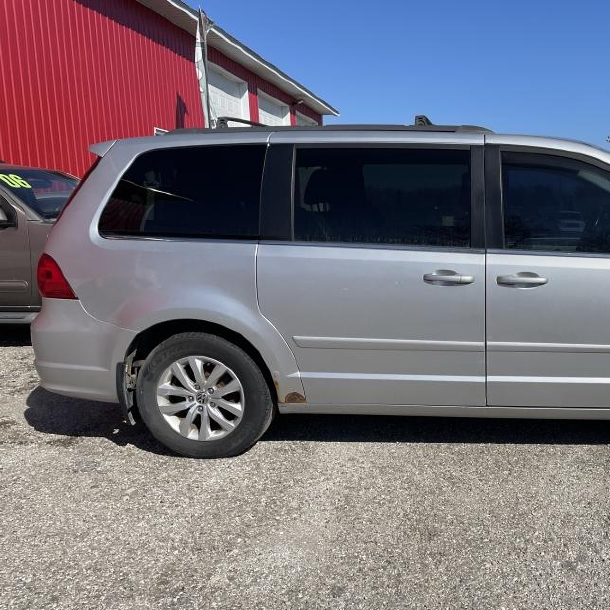 2012 Volkswagen Routan Se Silver vin: 2C4RVABG4CR293873