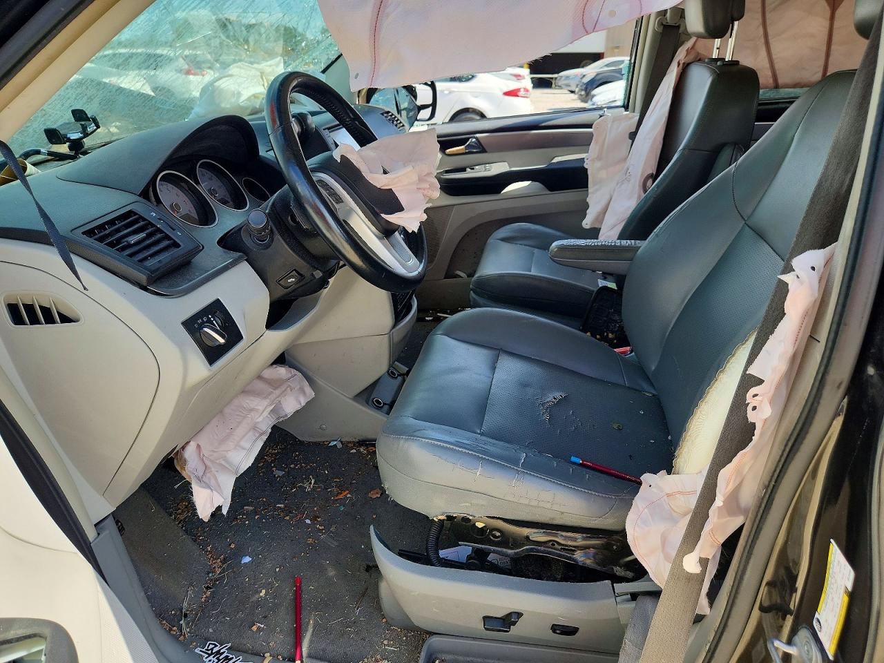2013 Volkswagen Routan Se Gray vin: 2C4RVABG4DR724858