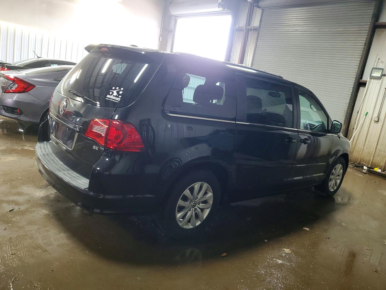 2014 Volkswagen Routan Se Черный vin: 2C4RVABG5ER134993