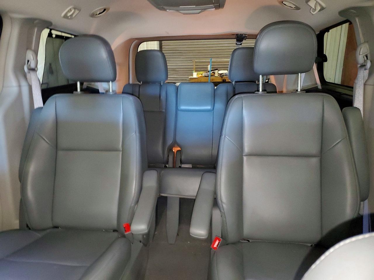 2013 Volkswagen Routan Se Blue vin: 2C4RVABG6DR724733