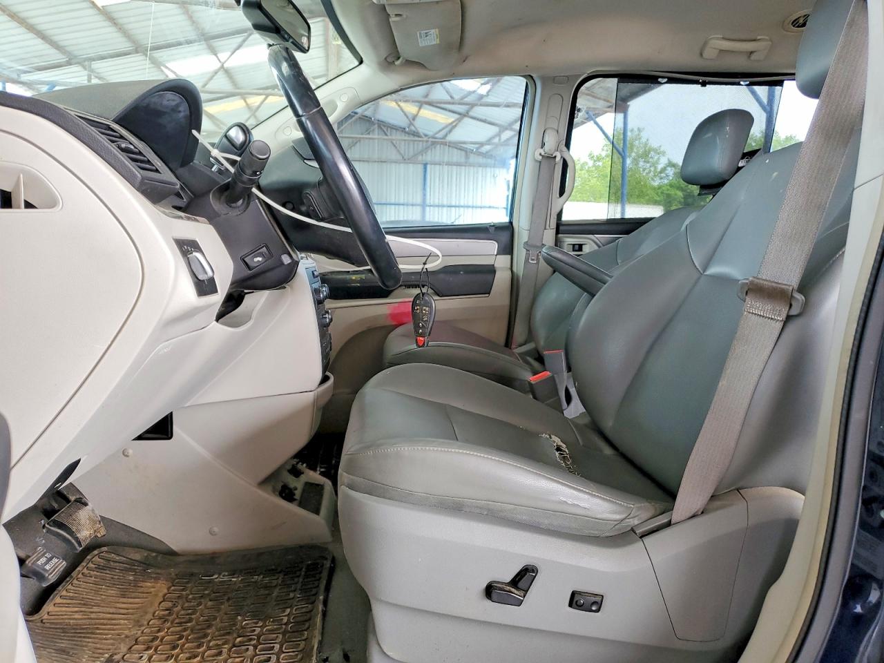 2013 Volkswagen Routan Se Blue vin: 2C4RVABG6DR725106