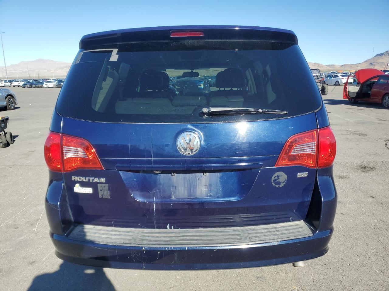 2014 Volkswagen Routan Se Blue vin: 2C4RVABG6ER134498