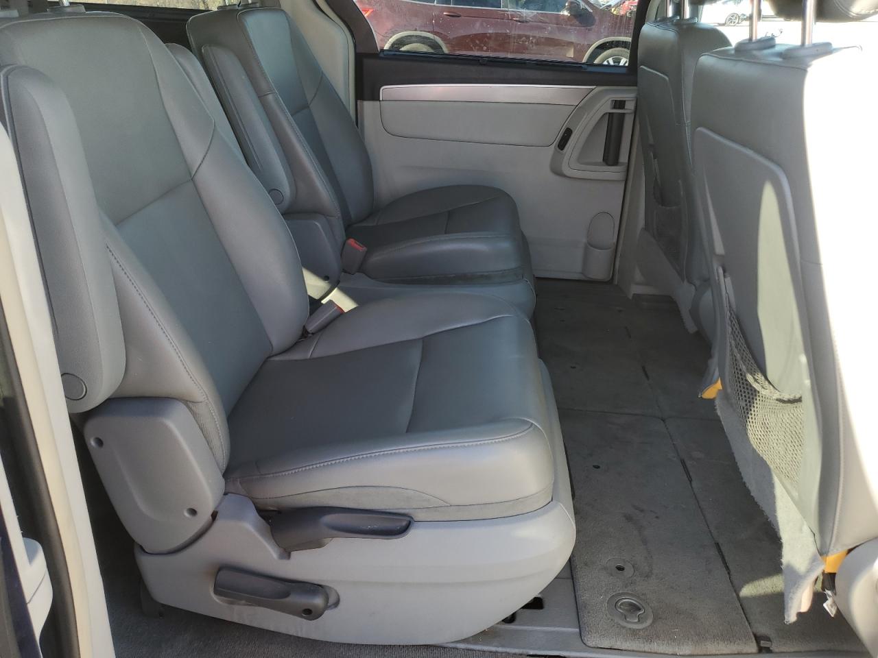 2014 Volkswagen Routan Se Blue vin: 2C4RVABG6ER134498