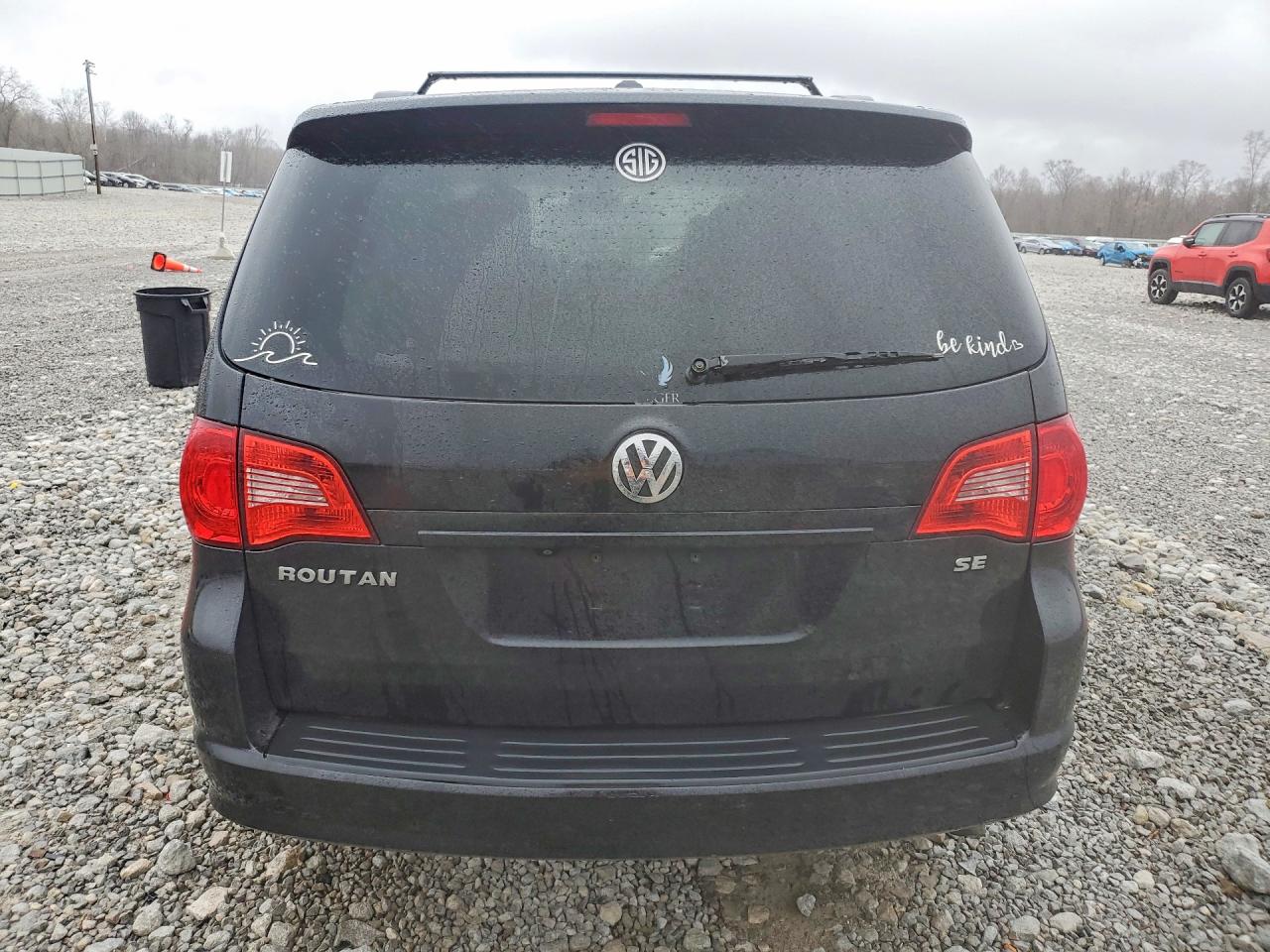 2014 Volkswagen Routan Se Black vin: 2C4RVABG6ER134663
