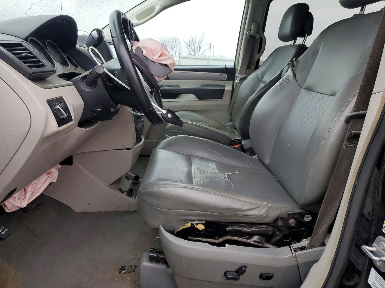 2014 Volkswagen Routan Se Black vin: 2C4RVABG6ER134663