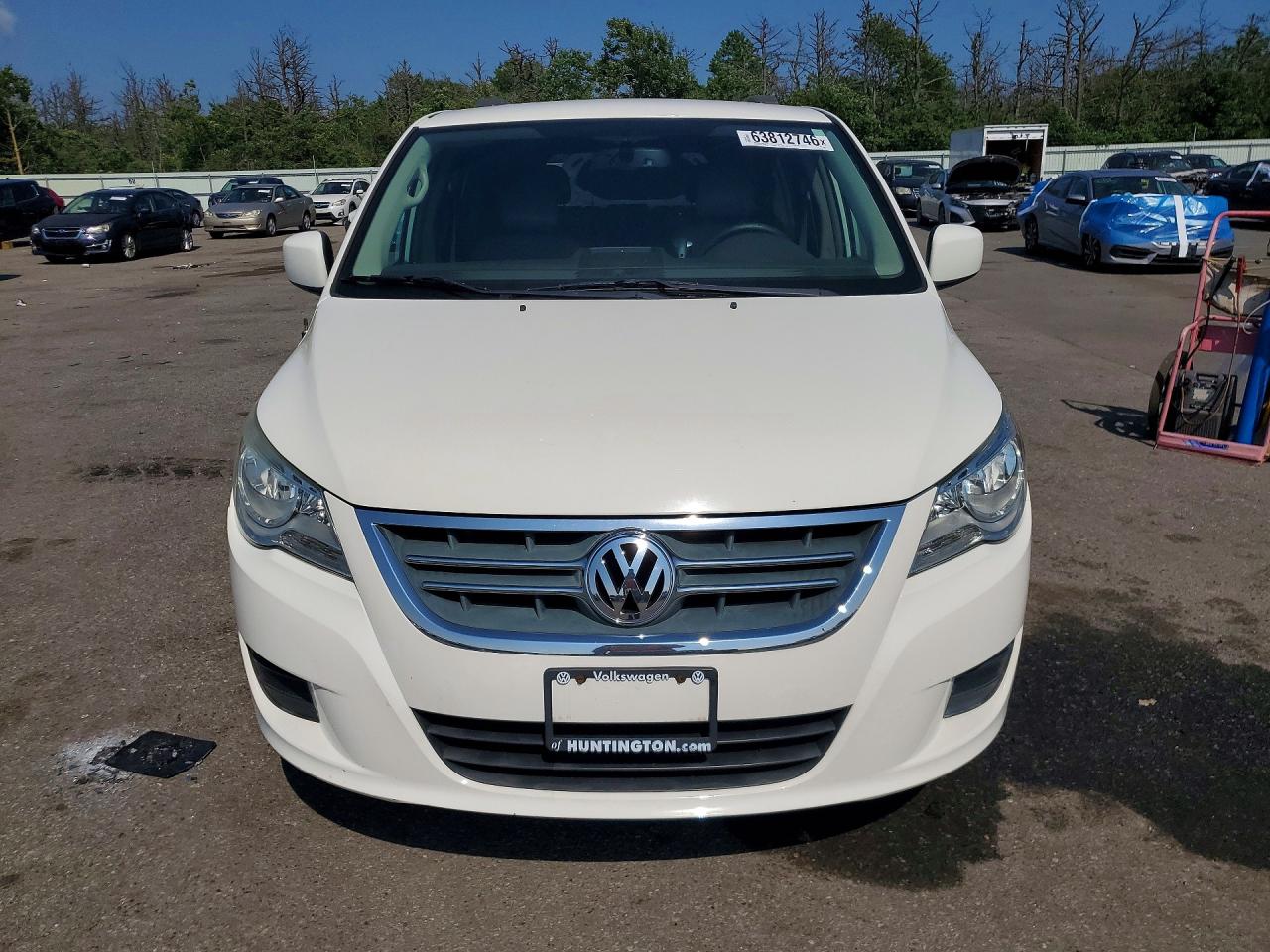 2012 Volkswagen Routan Se White vin: 2C4RVABG7CR392008