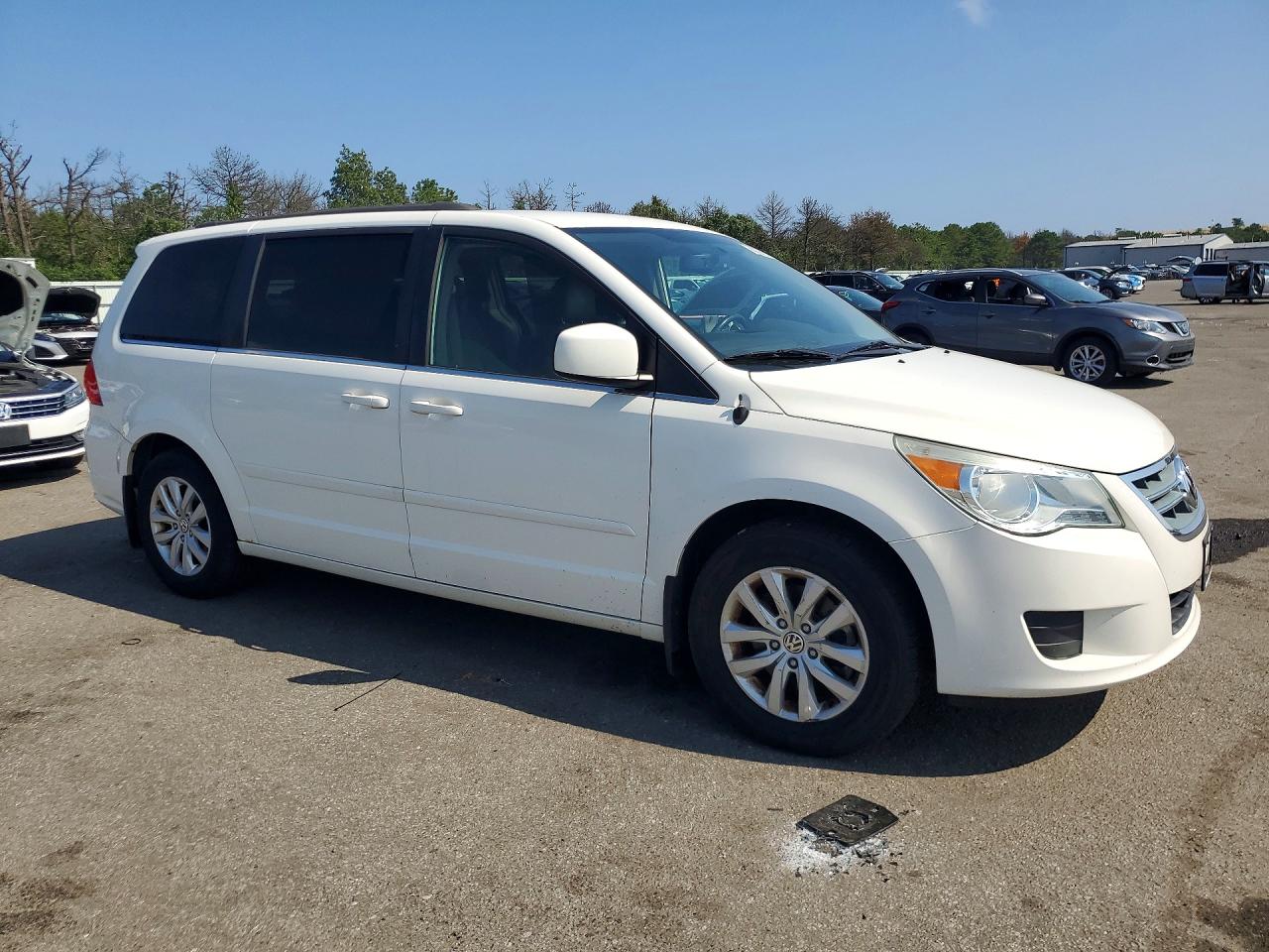 2012 Volkswagen Routan Se White vin: 2C4RVABG7CR392008