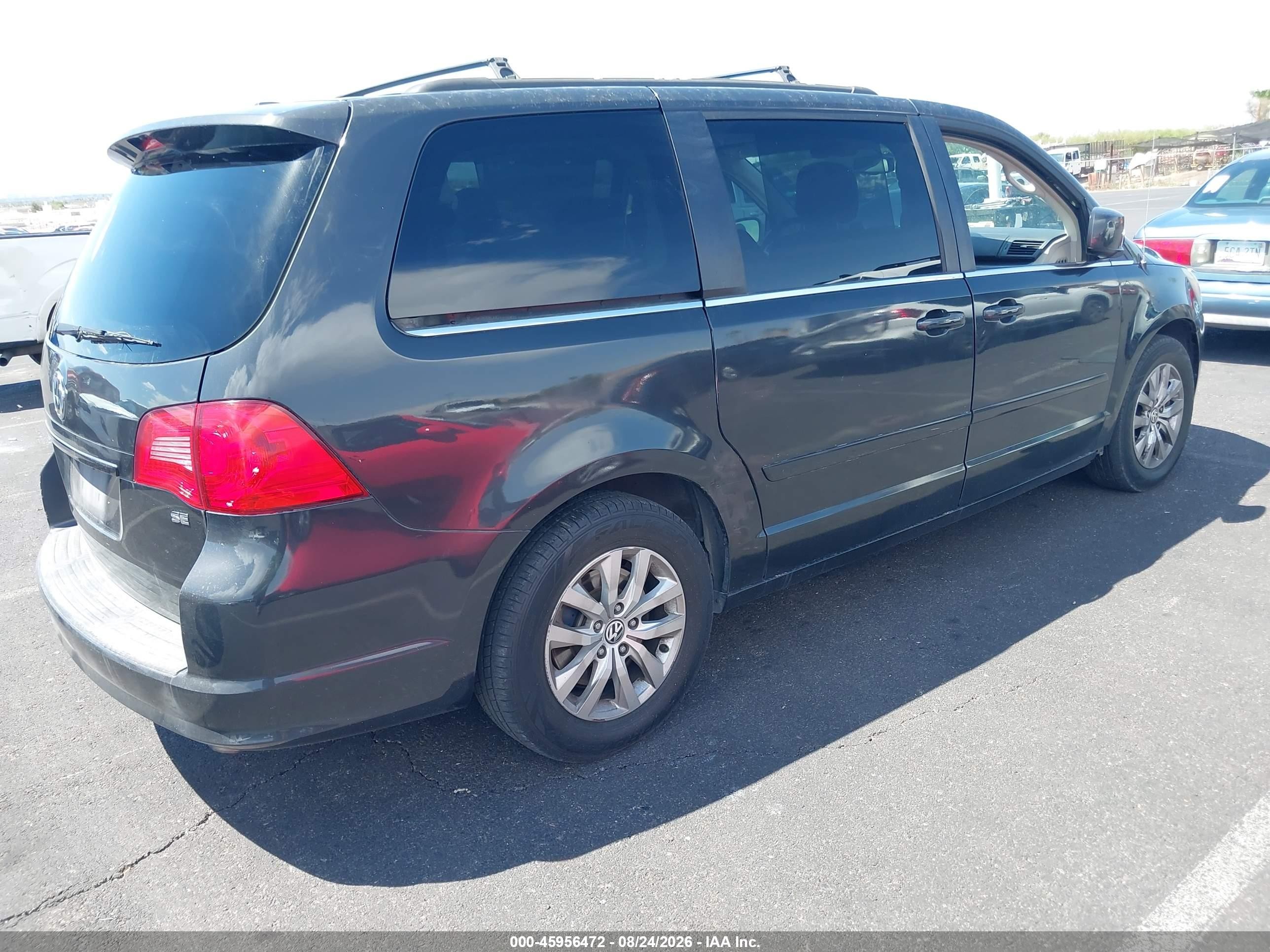 2012 Volkswagen Routan Se Gray vin: 2C4RVABG7CR393885