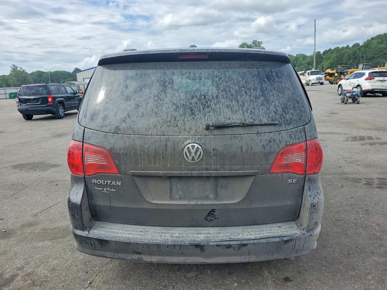 2012 Volkswagen Routan Se Black vin: 2C4RVABG8CR293780