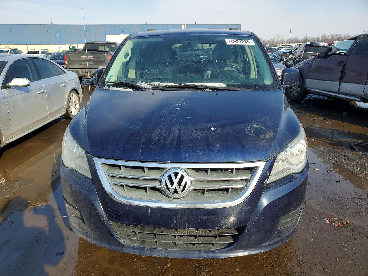 2014 Volkswagen Routan Se Blue vin: 2C4RVABG8ER134454