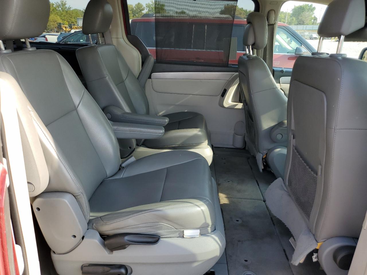 2014 Volkswagen Routan Se Red vin: 2C4RVABG9ER134740
