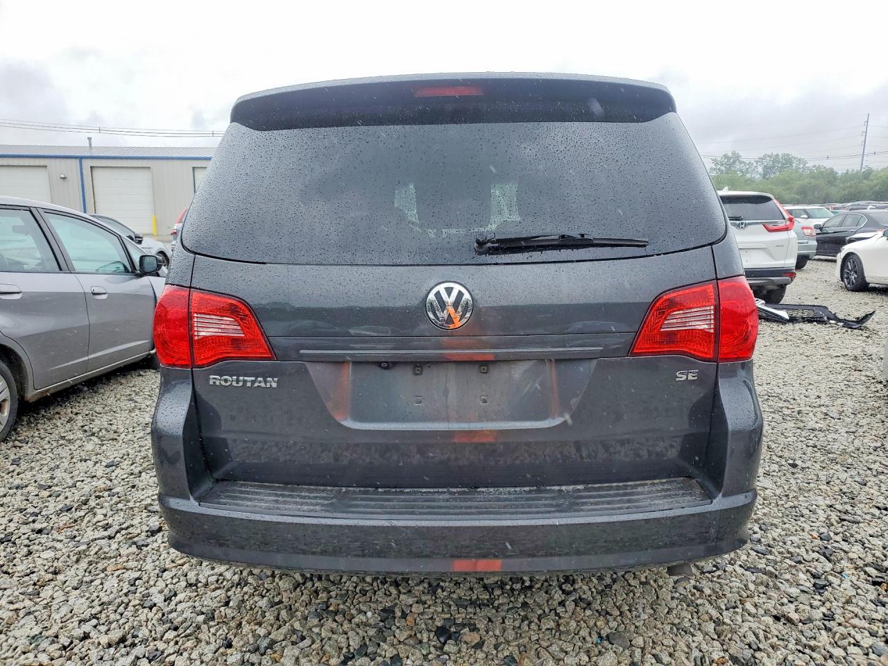 2012 Volkswagen Routan Se Gray vin: 2C4RVABGXCR193907