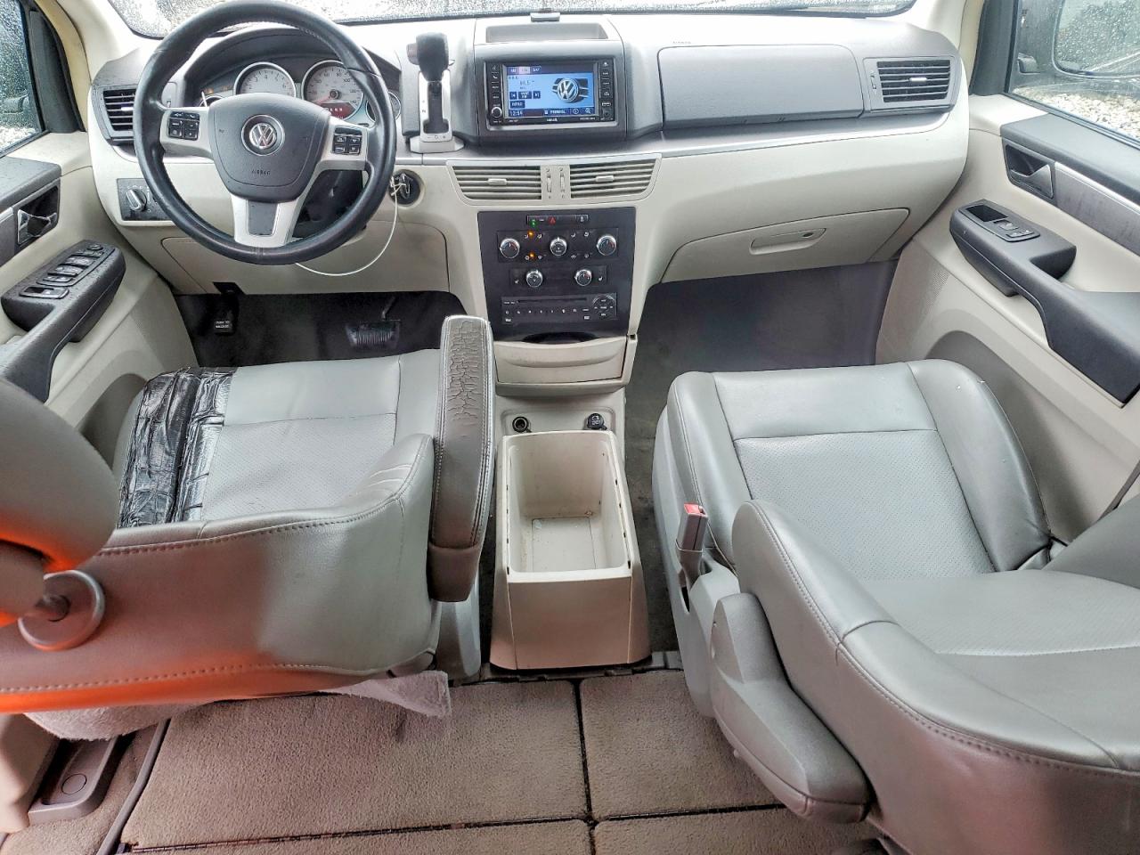 2012 Volkswagen Routan Se Gray vin: 2C4RVABGXCR193907
