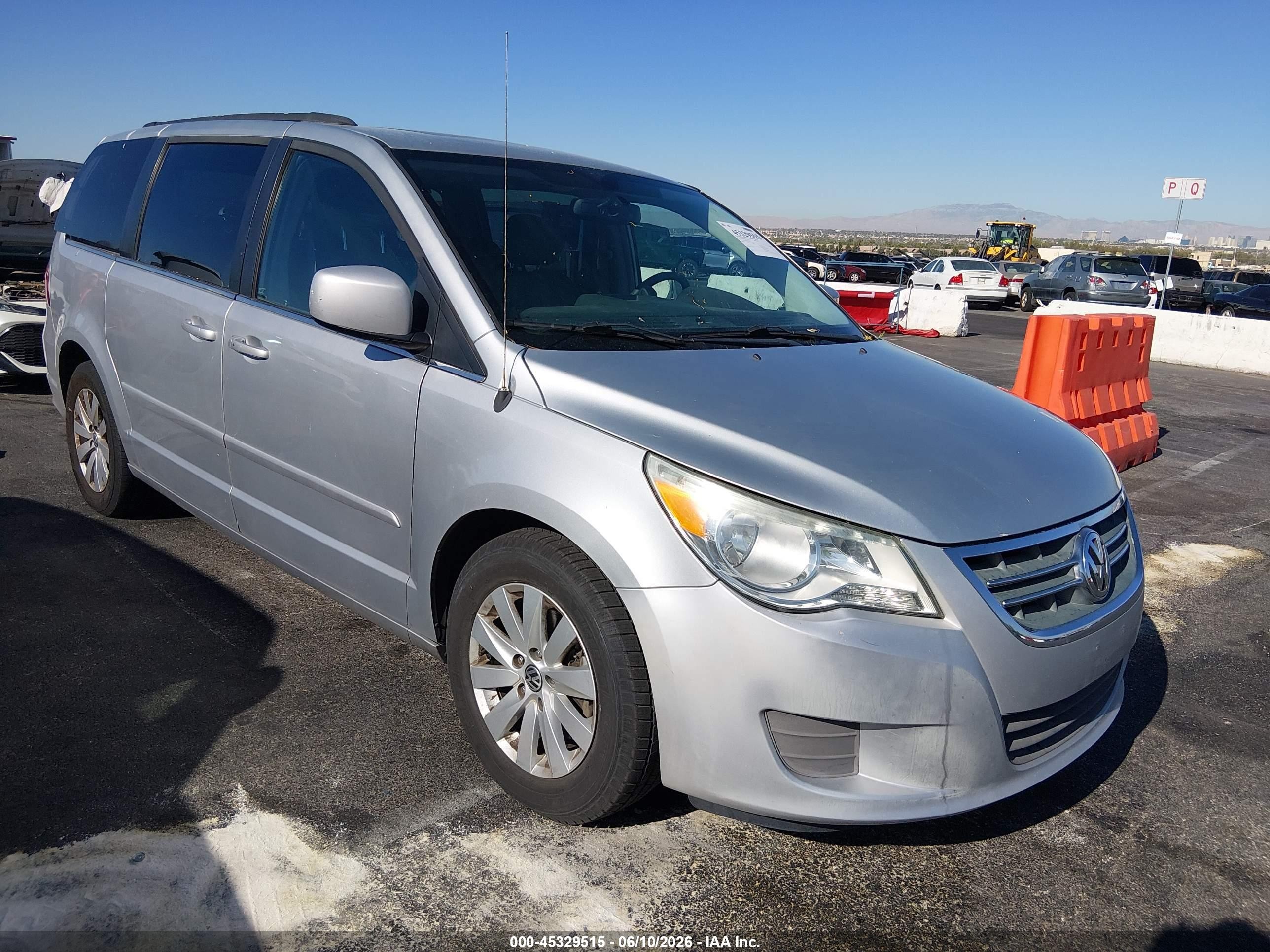2012 Volkswagen Routan Sel Серебряный vin: 2C4RVACG1CR276754