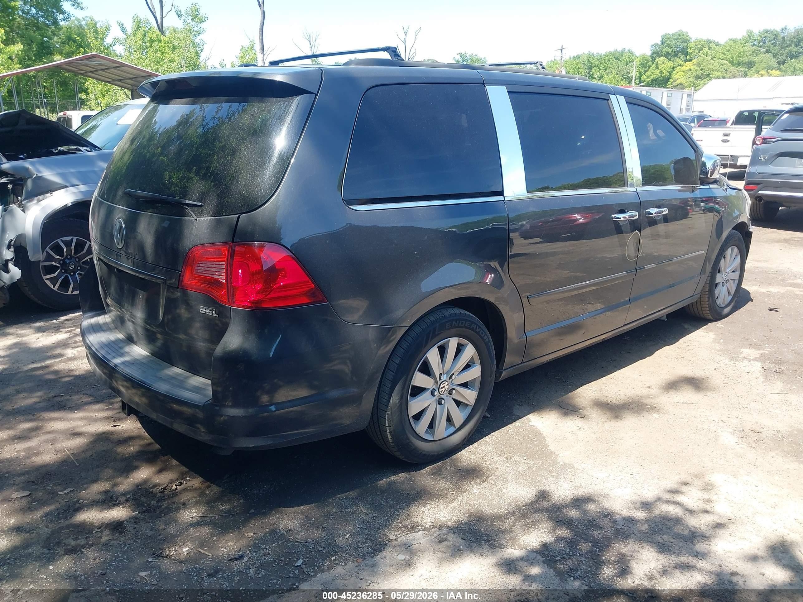 2012 Volkswagen Routan Sel Gray vin: 2C4RVACG6CR321526
