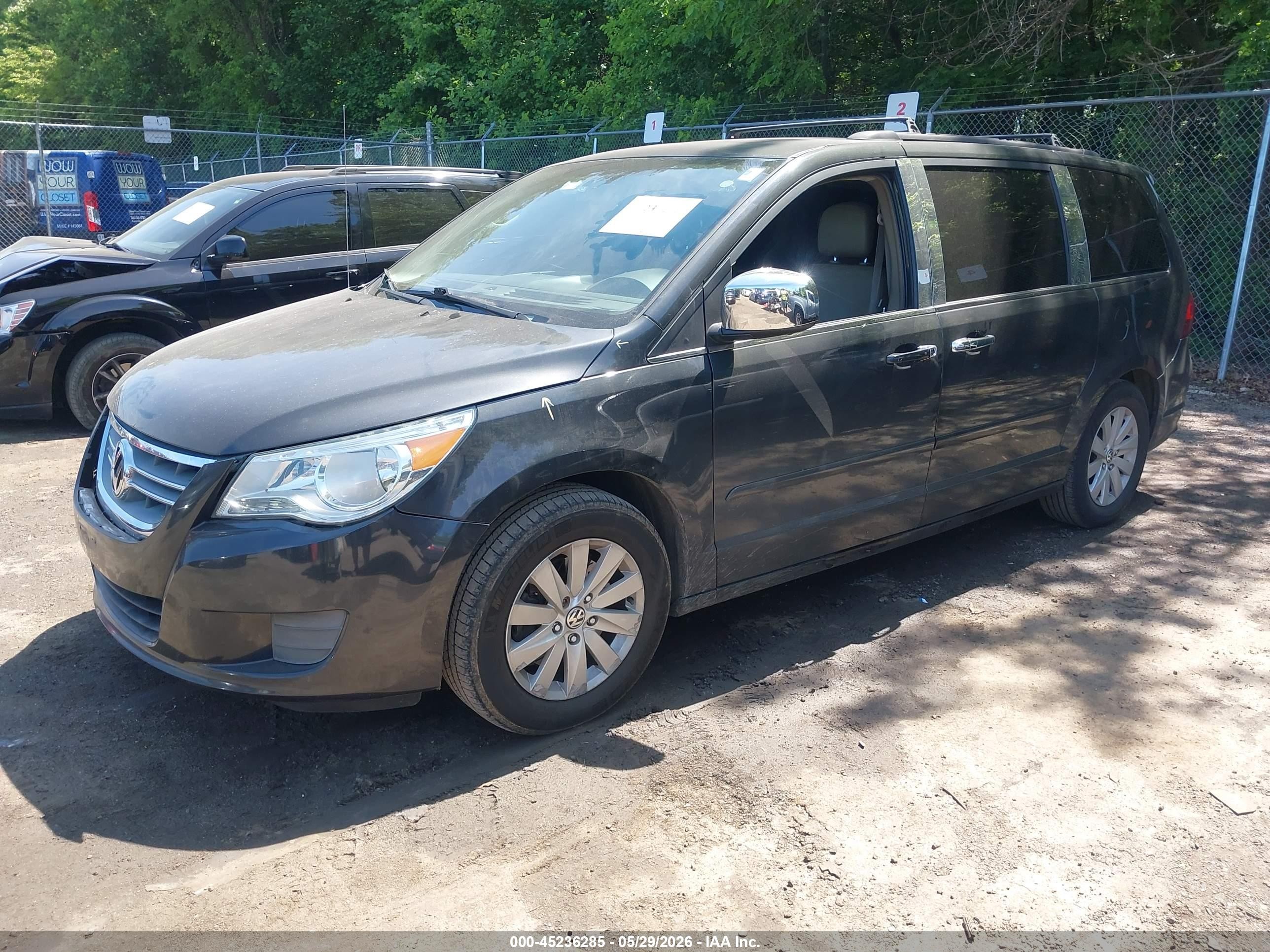 2012 Volkswagen Routan Sel Gray vin: 2C4RVACG6CR321526