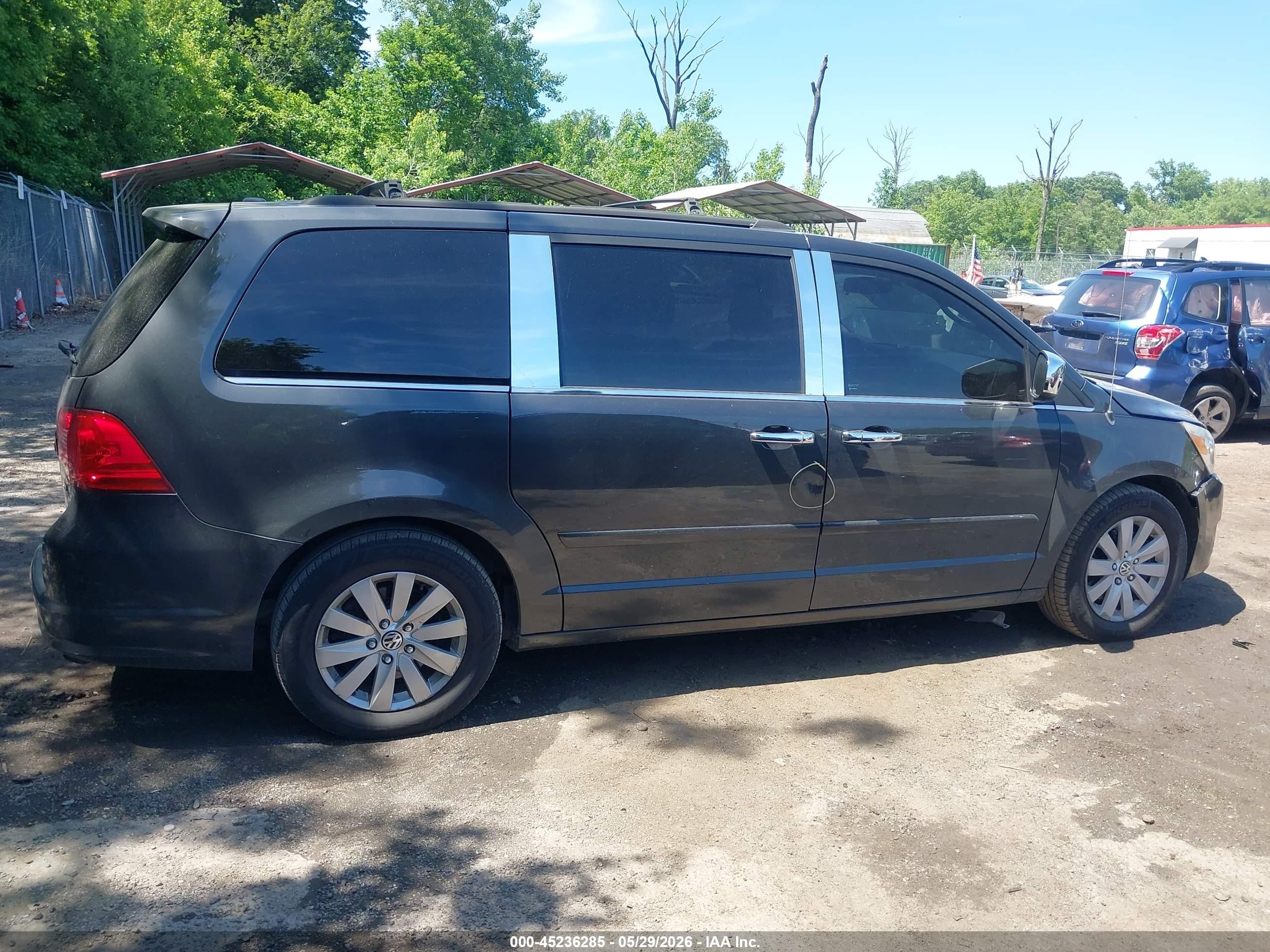 2012 Volkswagen Routan Sel Gray vin: 2C4RVACG6CR321526