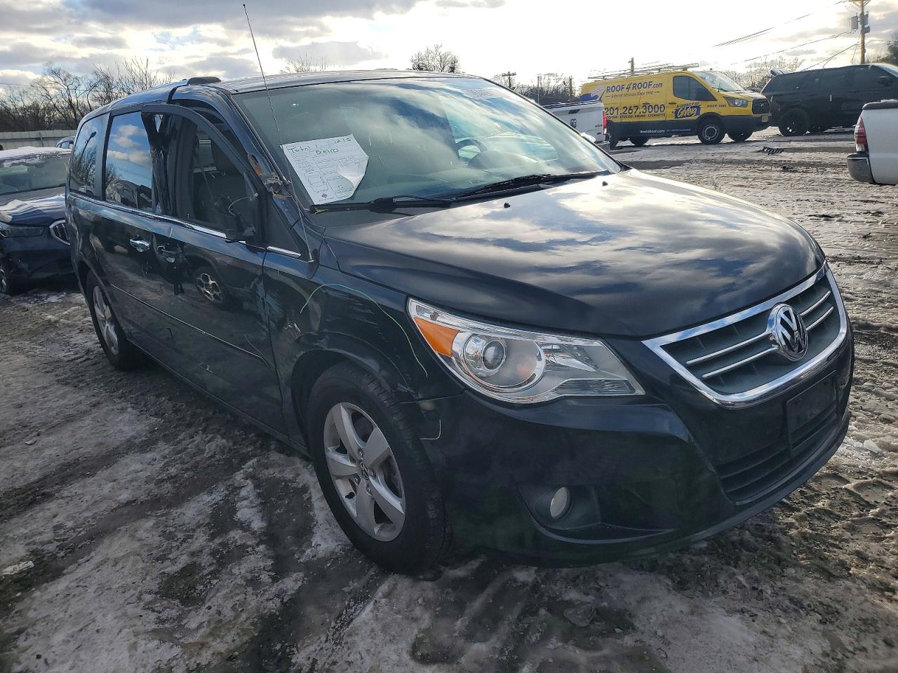 2012 Volkswagen Routan Sel Premium Black vin: 2C4RVADG2CR355946