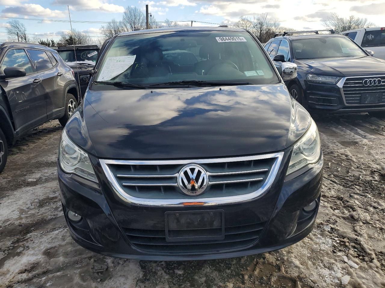 2012 Volkswagen Routan Sel Premium Black vin: 2C4RVADG2CR355946