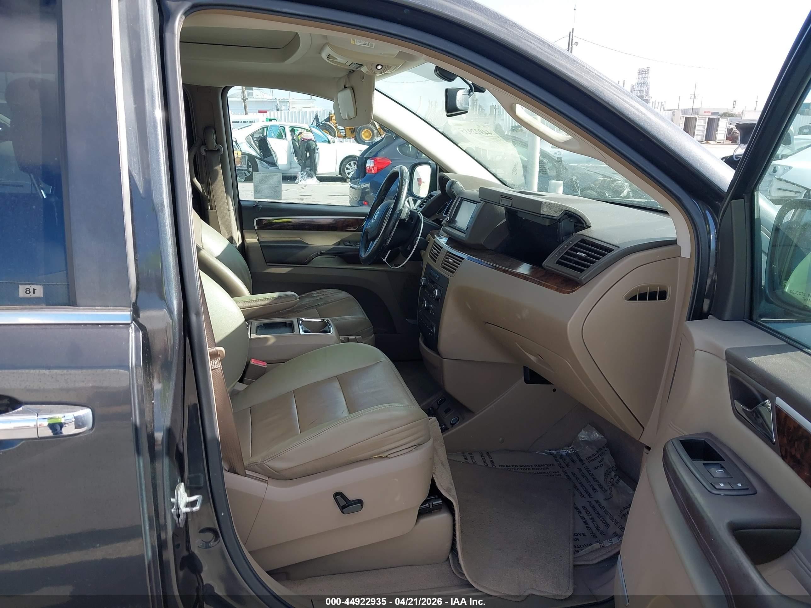 2012 Volkswagen Routan Sel Premium Черный vin: 2C4RVADG3CR164813