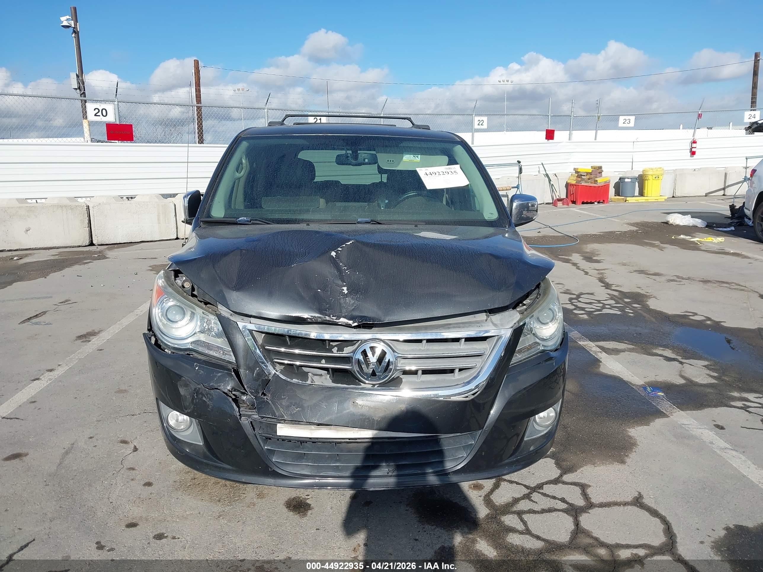 2012 Volkswagen Routan Sel Premium Черный vin: 2C4RVADG3CR164813