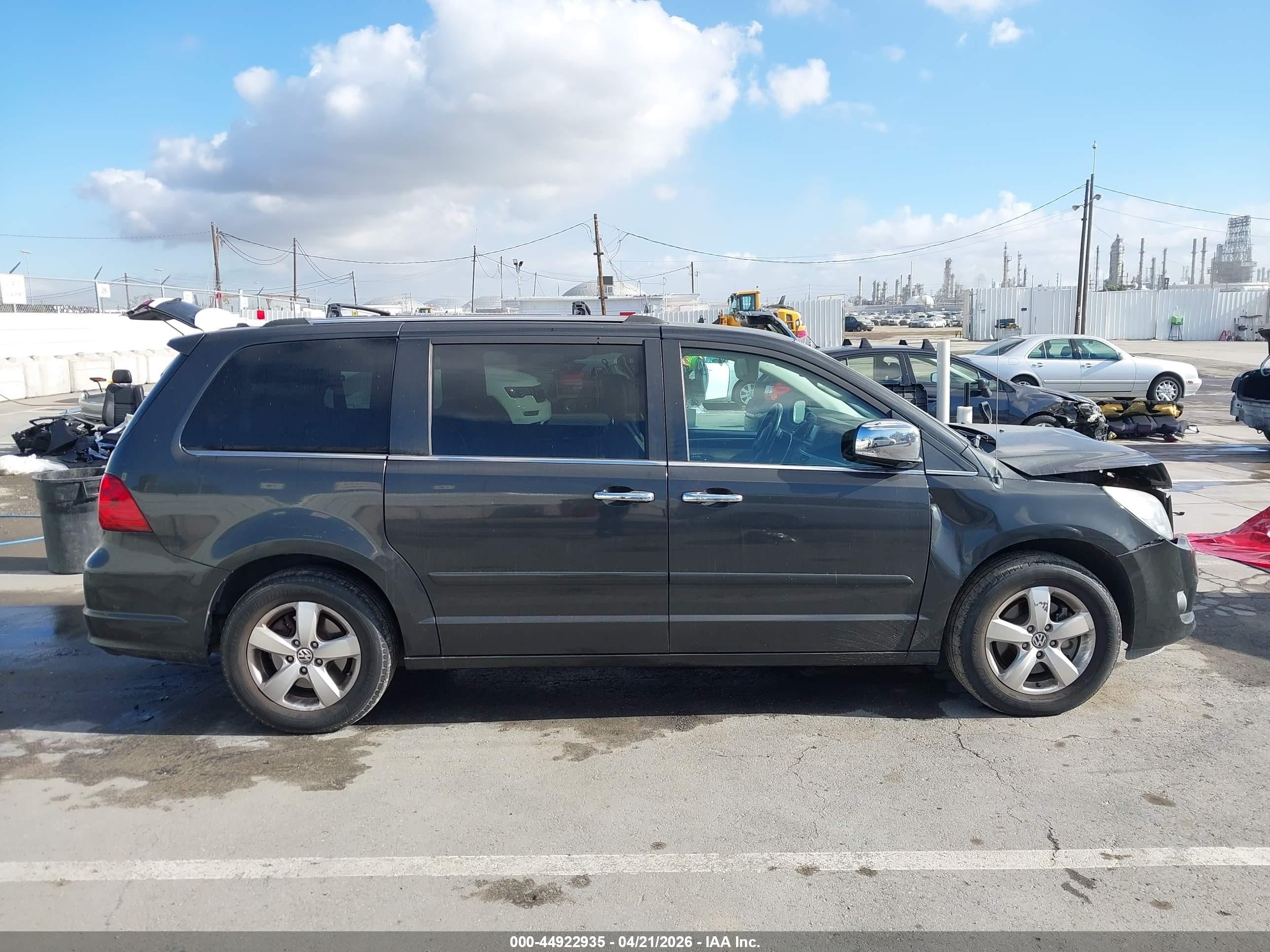 2012 Volkswagen Routan Sel Premium Черный vin: 2C4RVADG3CR164813