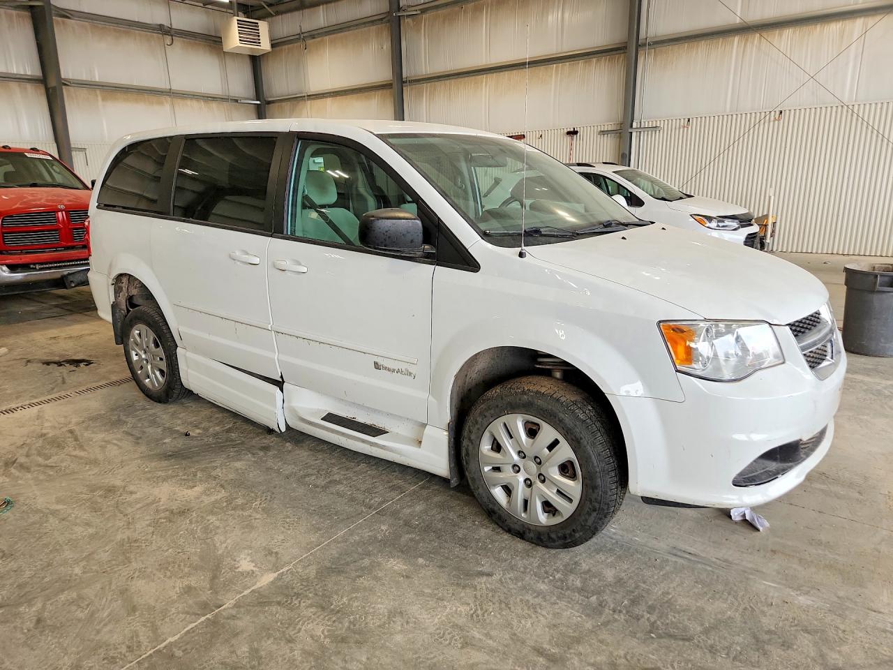 2015 Dodge Grand Caravan Se White vin: 2C7WDGBG4FR599455