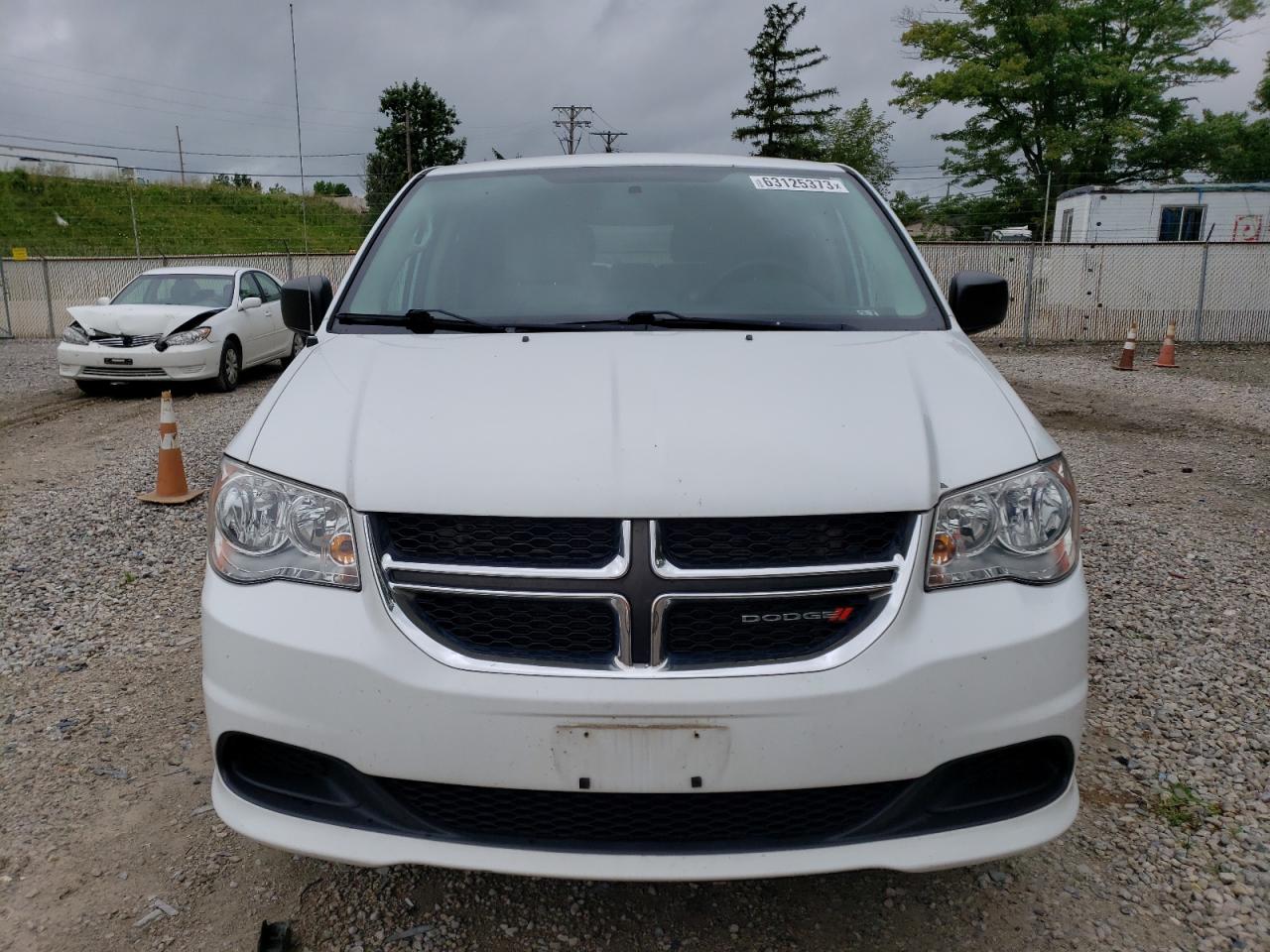 2015 Dodge Grand Caravan Se Белый vin: 2C7WDGBG6FR634237