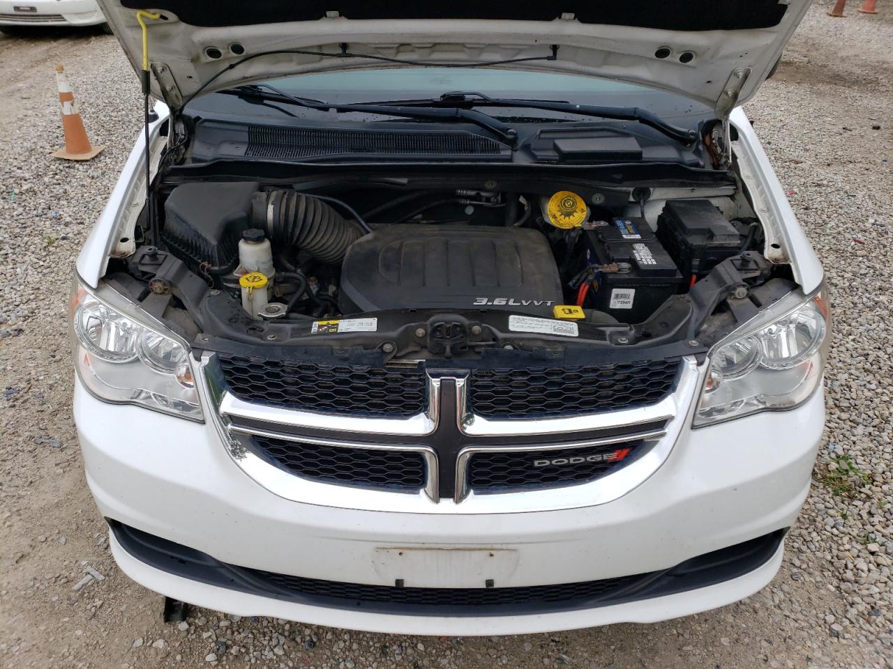 2015 Dodge Grand Caravan Se Белый vin: 2C7WDGBG6FR634237