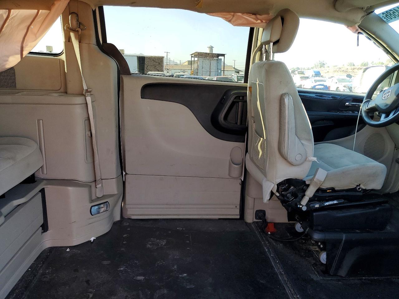 2015 Dodge Grand Caravan Se White vin: 2C7WDGBG6FR634237