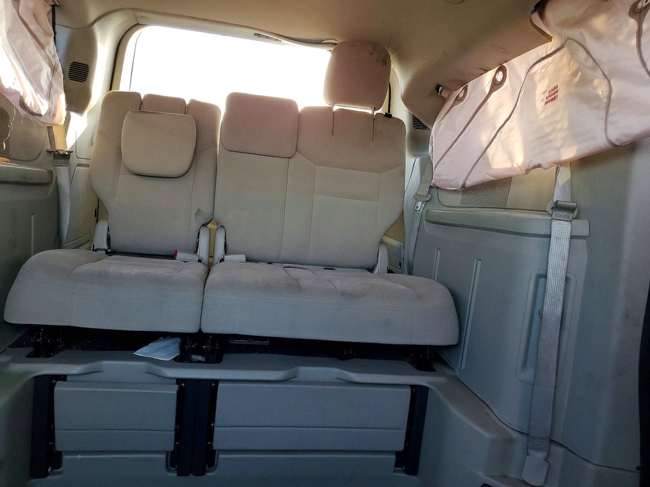 2015 Dodge Grand Caravan Se White vin: 2C7WDGBG6FR634237