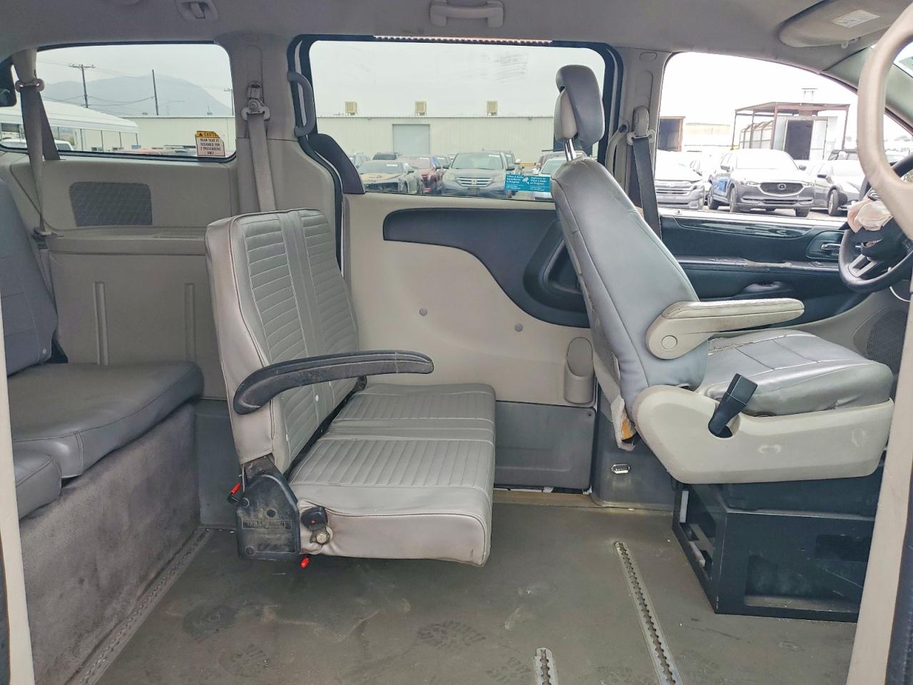 2014 Dodge Grand Caravan Se White vin: 2C7WDGBG7ER318344