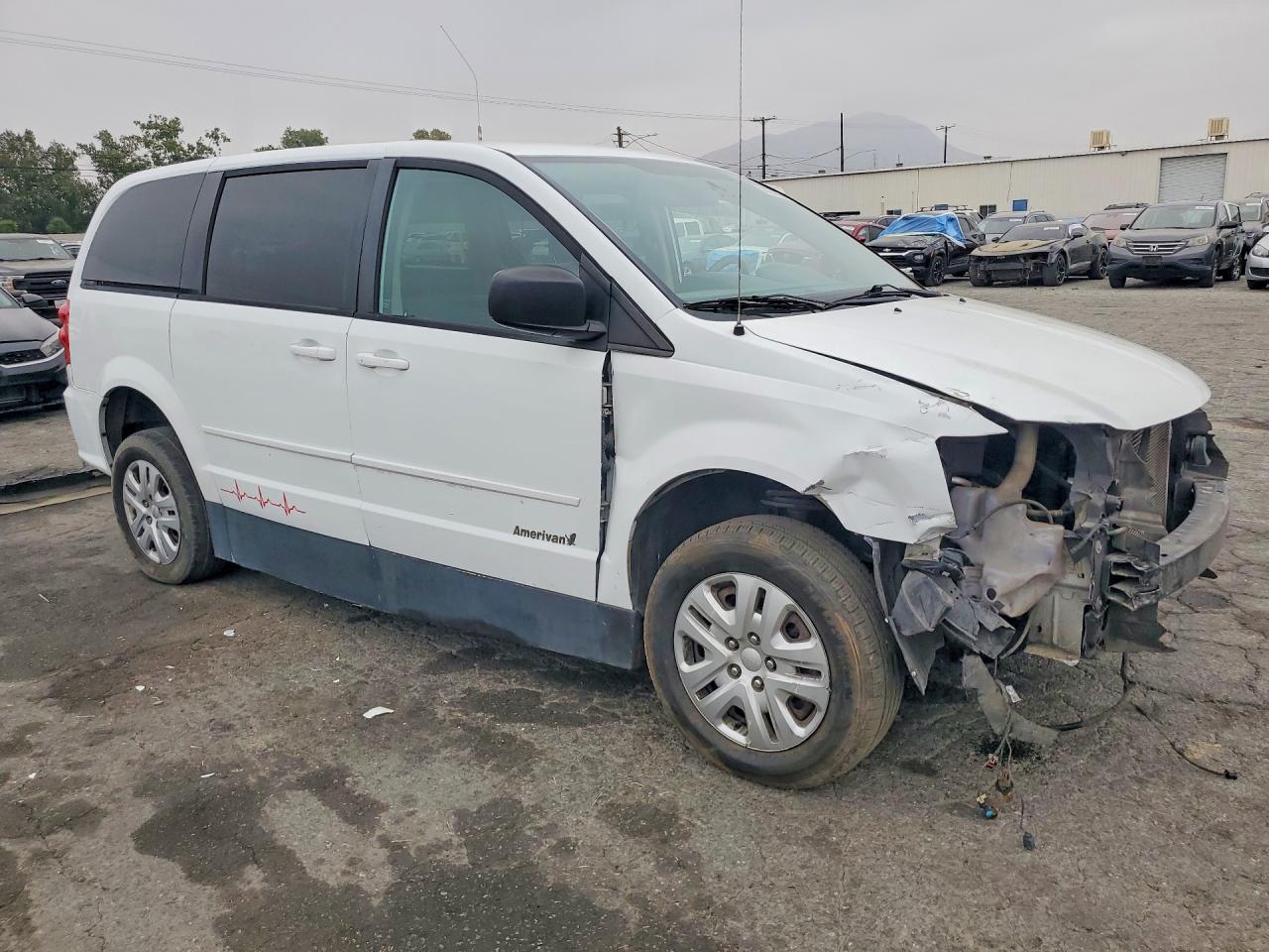 2014 Dodge Grand Caravan Se White vin: 2C7WDGBG7ER318344