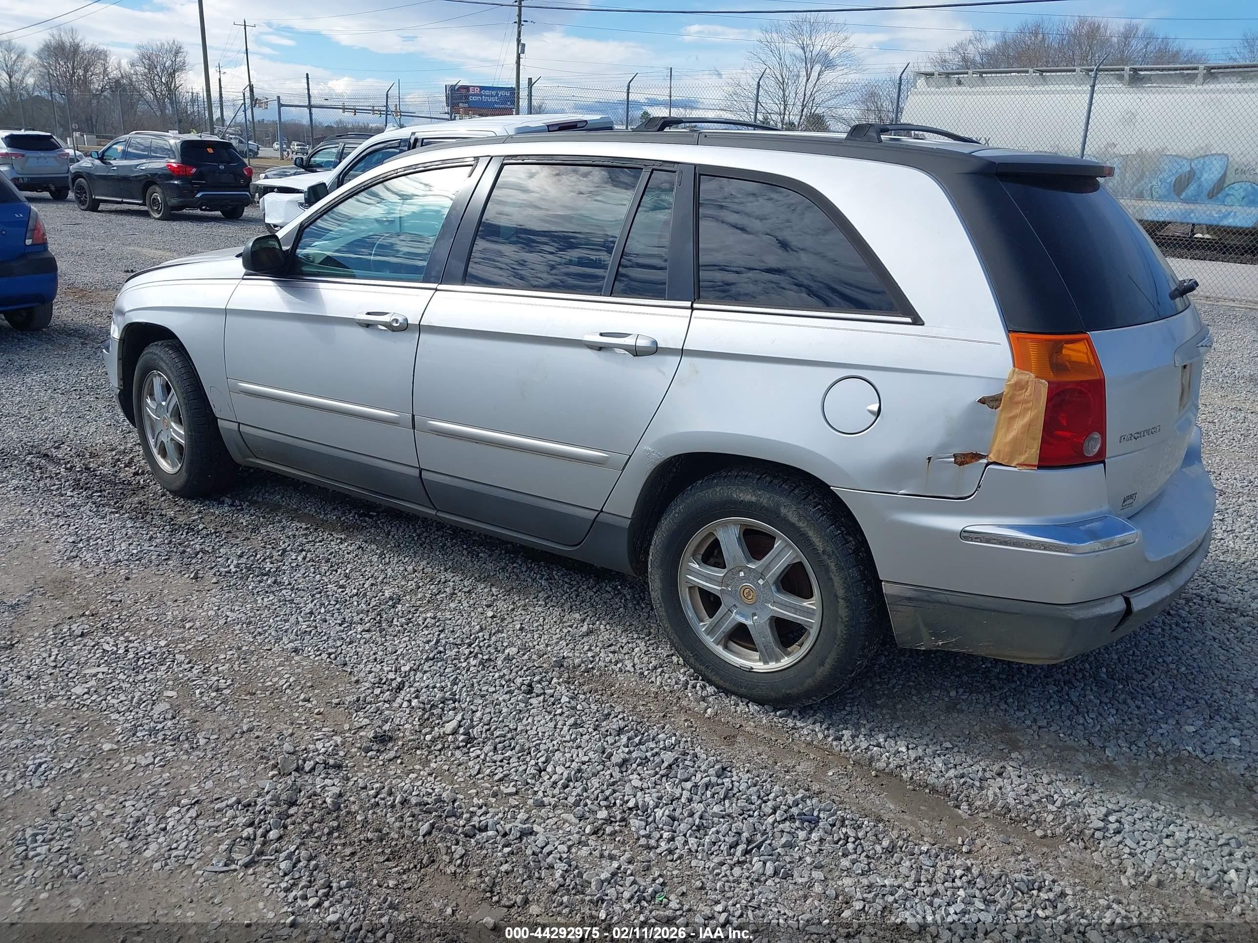 2004 Chrysler Pacifica   Silver vin: 2C8GF68424R302035