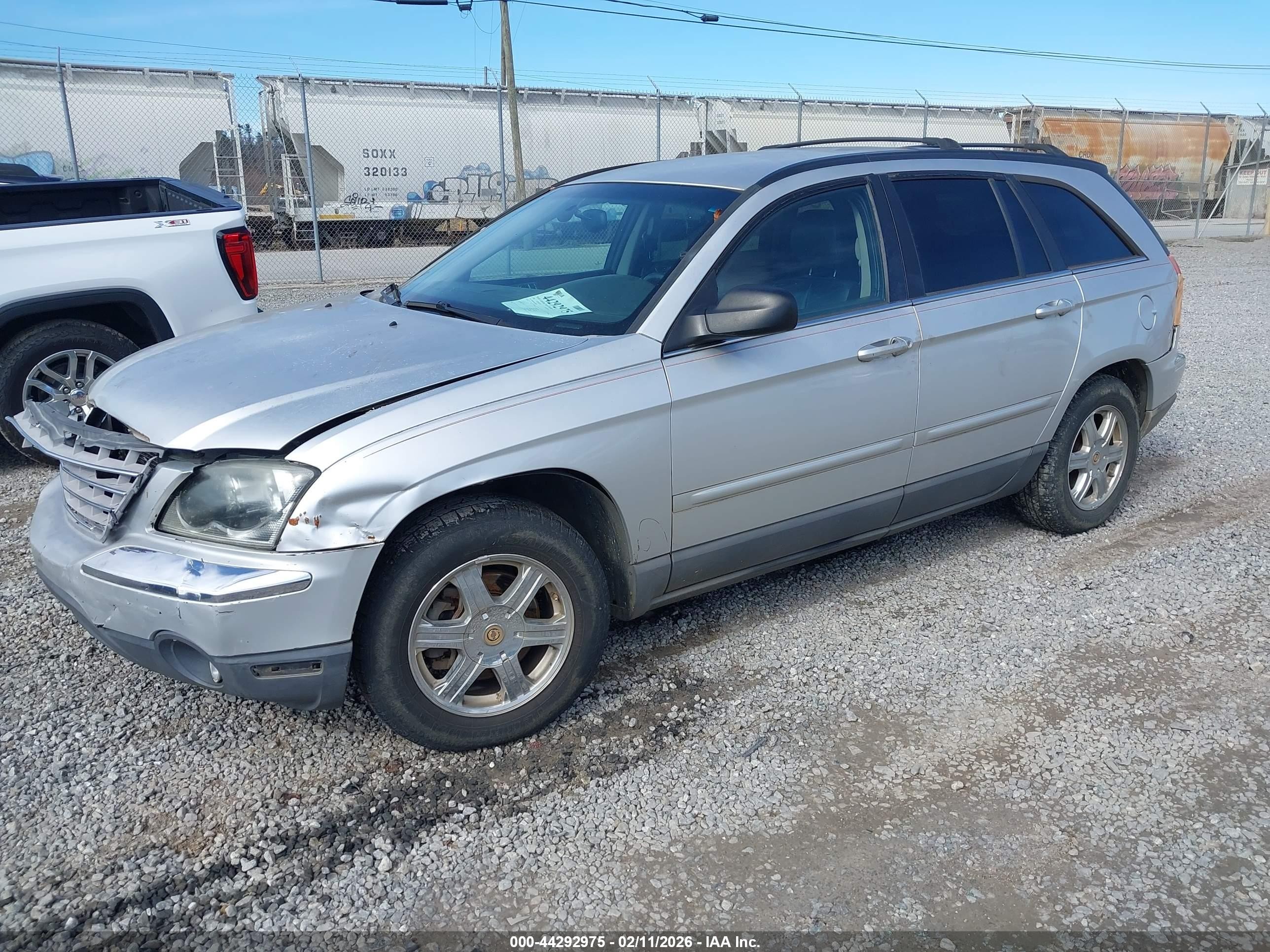 2004 Chrysler Pacifica   Silver vin: 2C8GF68424R302035